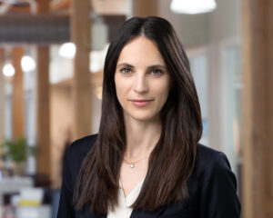 Amelie-Beauregard-wide