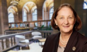 Maureen-Farrow-blurred-interior-background