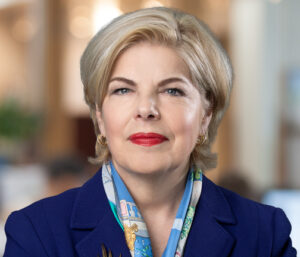 Elizabeth-Pizzinato-crop-2024